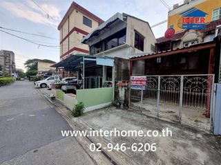 For sale 2 bedrooms townhouse in Wang Thonglang, Bangkok