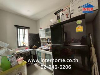 For sale 4 bedrooms townhouse in Don Mueang, Bangkok