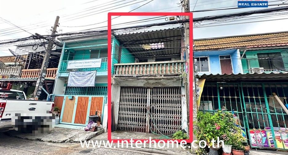 For sale 2 ベッドルーム townhouse in Min Buri, Bangkok