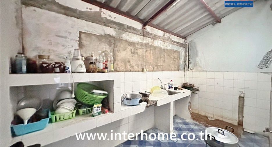 For sale 2 ベッドルーム townhouse in Min Buri, Bangkok