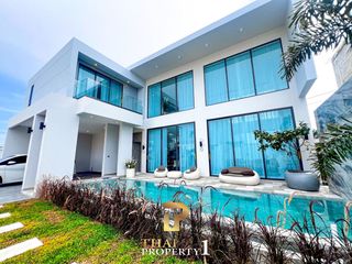 For sale 3 bedrooms villa in Bang Saray, Pattaya