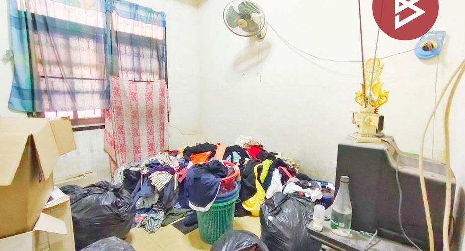 Reihenhaus zum Kauf mit 4 Zimmer in Chom Thong, Bangkok
