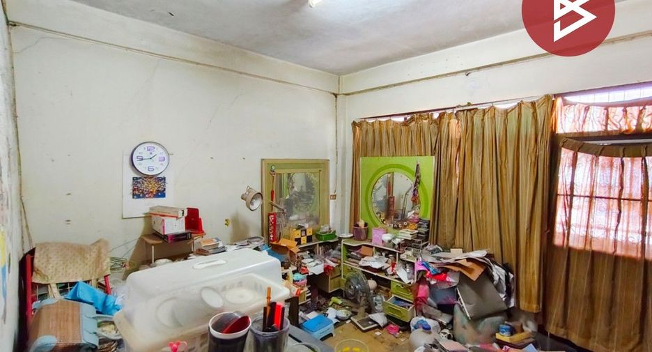 Reihenhaus zum Kauf mit 4 Zimmer in Chom Thong, Bangkok