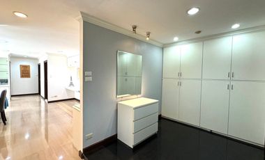 Condo en venta de 3 habitaciones en Watthana, Bangkok