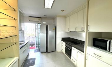 Condo en venta de 3 habitaciones en Watthana, Bangkok