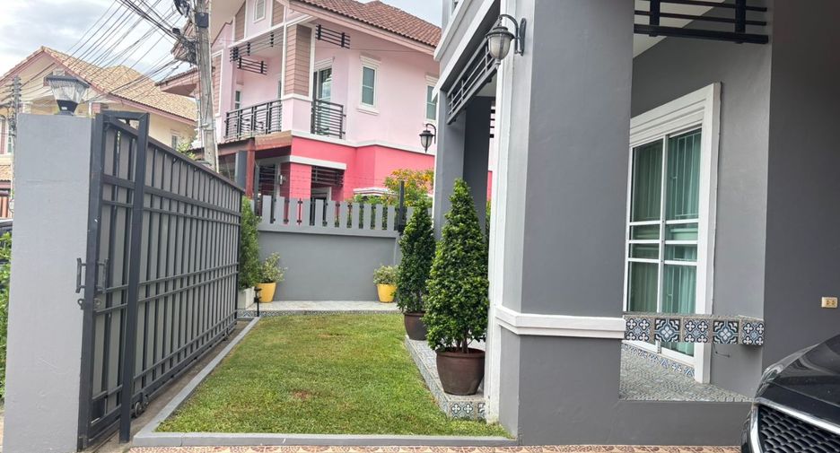 For sale 4 bedrooms house in East Pattaya, Pattaya
