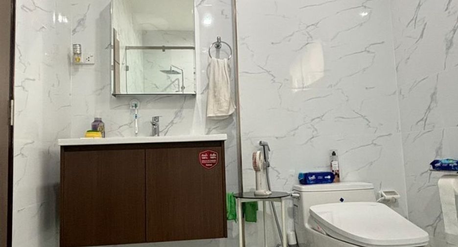 For sale 4 bedrooms house in East Pattaya, Pattaya