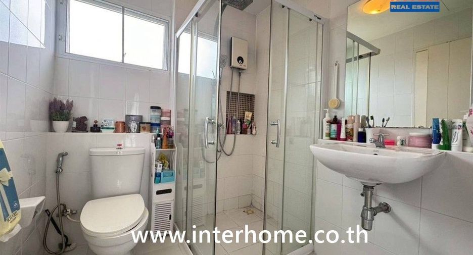 For sale 3 bedrooms house in Rat Burana, Bangkok
