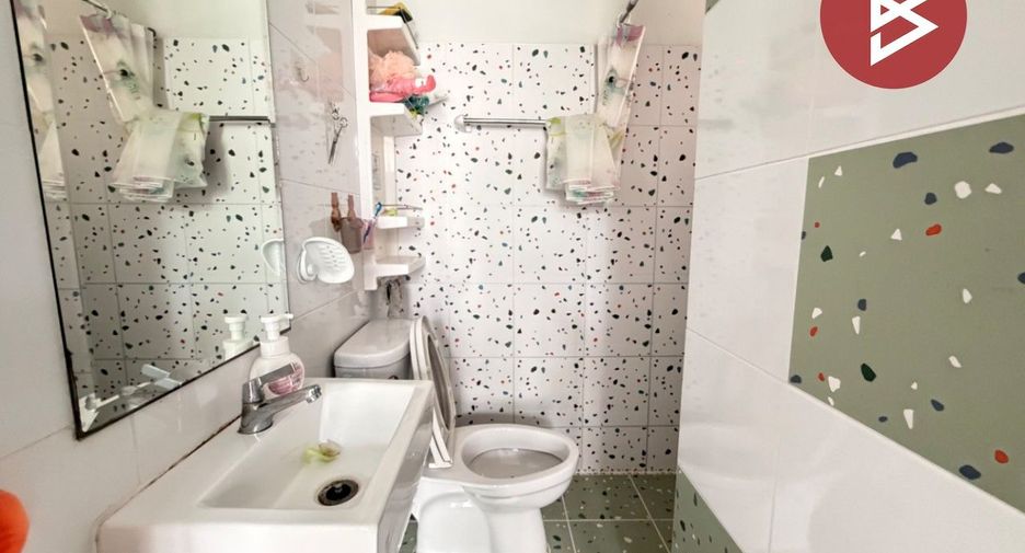 Reihenhaus zum Kauf mit 2 Zimmer in Bang Phli, Samut Prakan