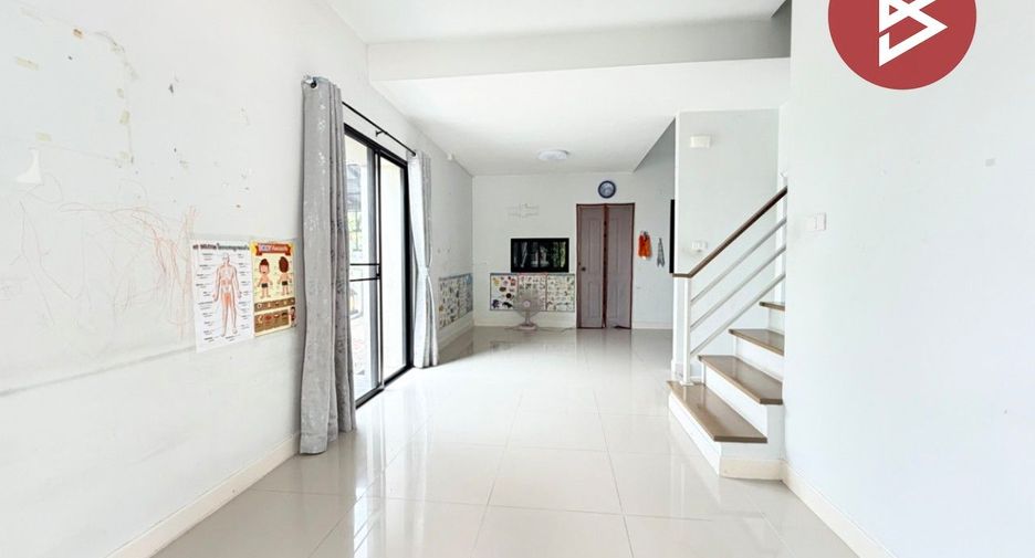 Reihenhaus zum Kauf mit 2 Zimmer in Bang Phli, Samut Prakan