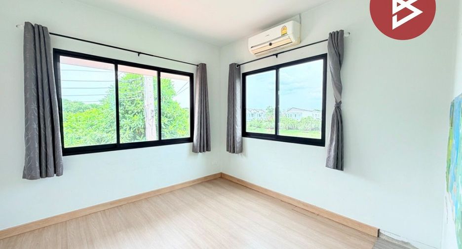 Reihenhaus zum Kauf mit 2 Zimmer in Bang Phli, Samut Prakan
