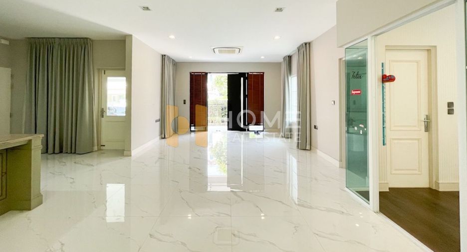 Casa en venta de 4 habitaciones en Bang Khen, Bangkok