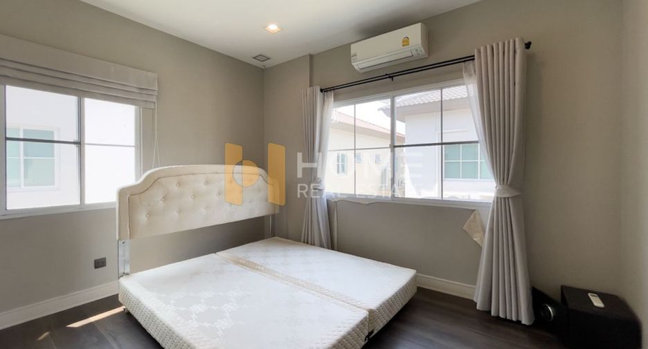 Casa en venta de 4 habitaciones en Bang Khen, Bangkok