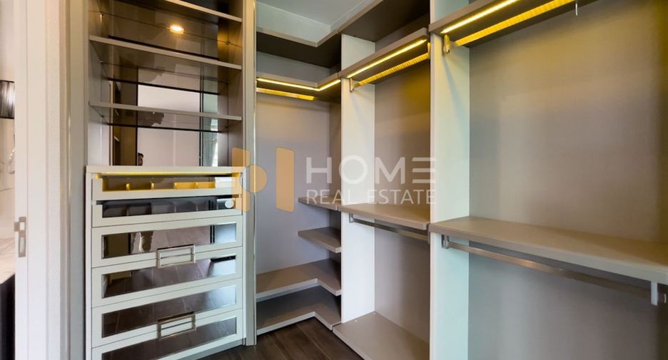 Casa en venta de 4 habitaciones en Bang Khen, Bangkok