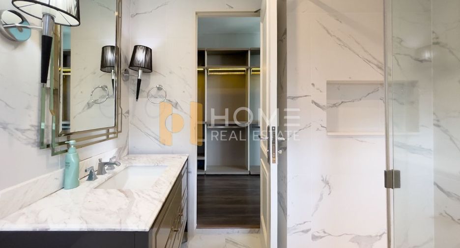 Casa en venta de 4 habitaciones en Bang Khen, Bangkok