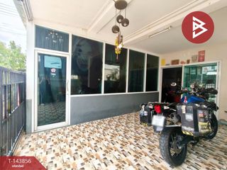 Продажа 3 спальни таунхаус в Mueang Chon Buri, Чонбури