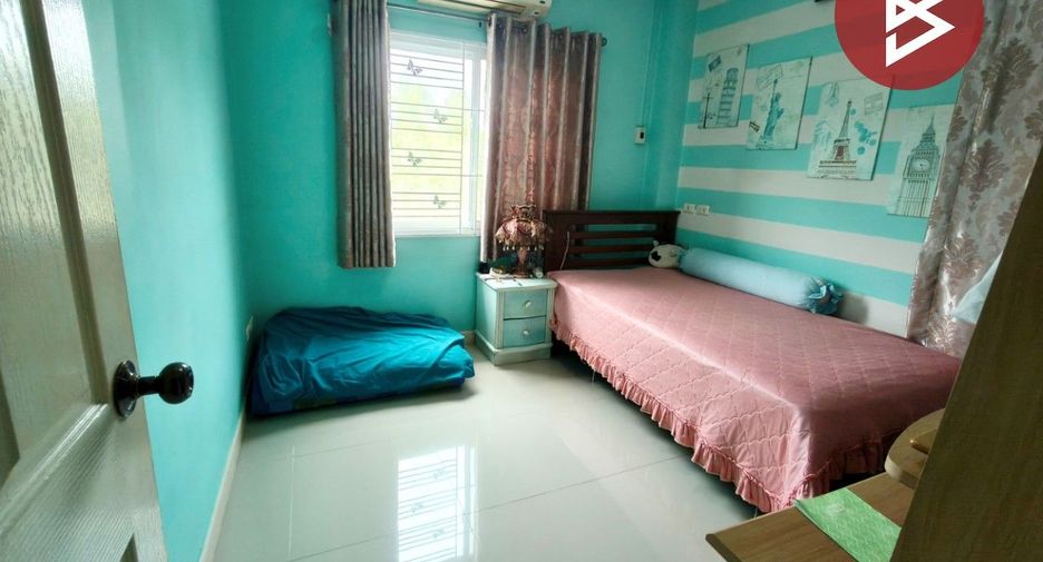 For sale 3 ベッドルーム townhouse in Mueang Chon Buri, Chonburi