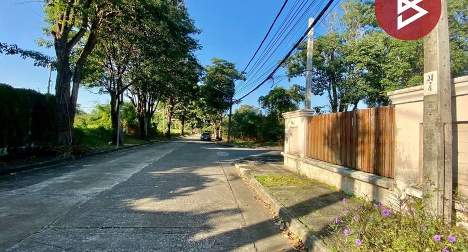 For sale land in Khan Na Yao, Bangkok