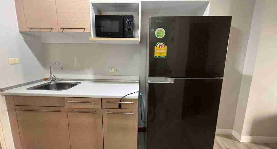 For sale 1 Beds condo in Phra Khanong, Bangkok