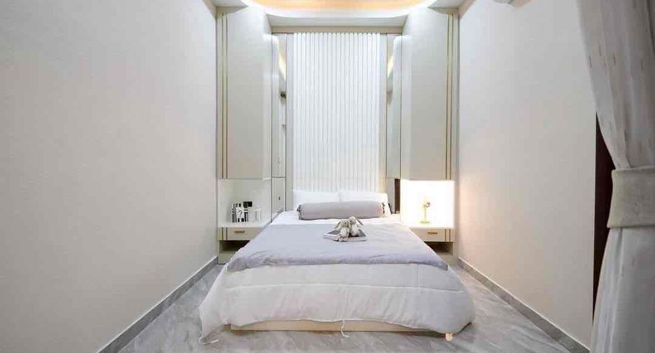 For rent 7 bedrooms villa in Jomtien, Pattaya