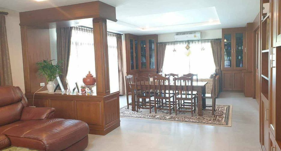 For sale 4 bedrooms house in Hang Dong, Chiang Mai