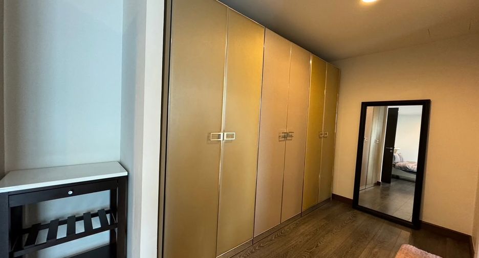 ให้เช่า 3 ห้องนอน คอนโด ใน คลองเตย, กรุงเทพฯ