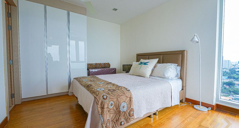 Condo en alquiler de 2 habitaciones en North Pattaya, Pattaya