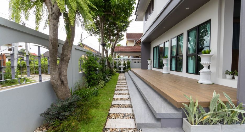 出售 7 卧室 独立屋 在 Mueang Chiang Mai, Chiang Mai