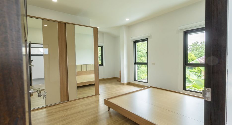出售 7 卧室 独立屋 在 Mueang Chiang Mai, Chiang Mai