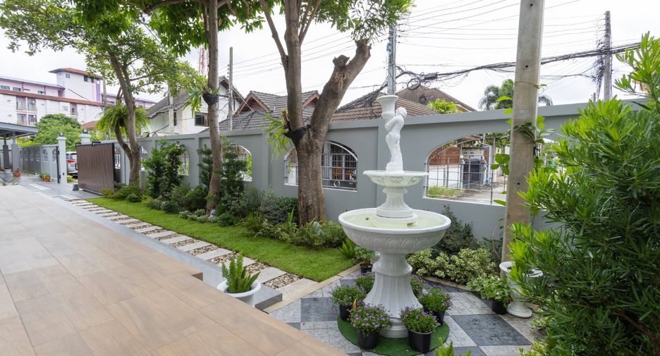 出售 7 卧室 独立屋 在 Mueang Chiang Mai, Chiang Mai