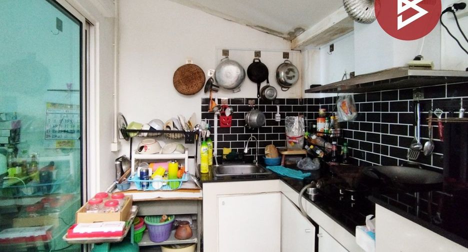 For sale 4 bedrooms townhouse in Pak Kret, Nonthaburi