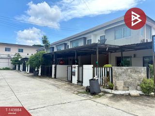 出售 3 卧室 联排别墅 在 Si Racha, Chon Buri