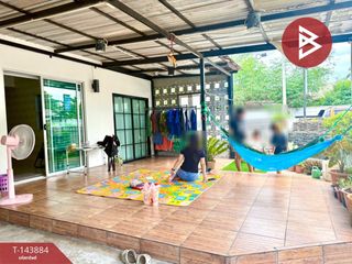 出售 3 卧室 联排别墅 在 Si Racha, Chon Buri