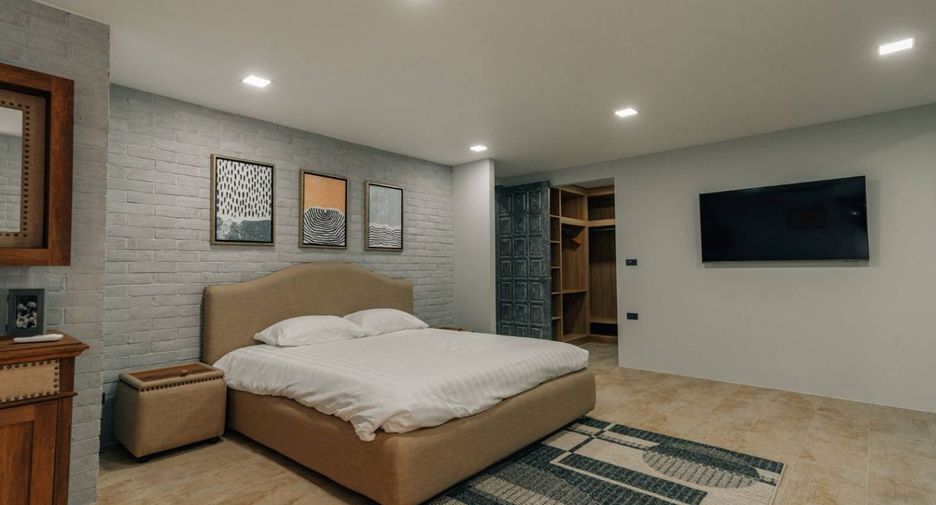 For rent 6 bedrooms villa in Kathu, Phuket