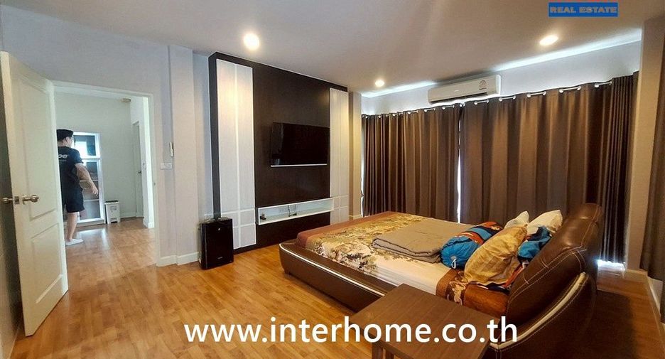 For sale 4 ベッドルーム house in Mueang Samut Prakan, Samut Prakan