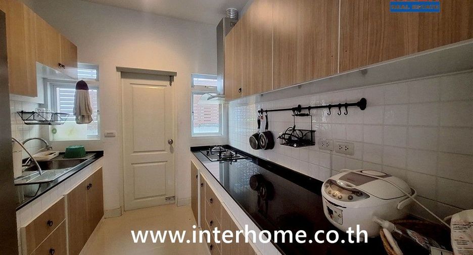 For sale 4 ベッドルーム house in Mueang Samut Prakan, Samut Prakan