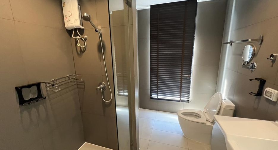 For sale 1 bed condo in Watthana, Bangkok