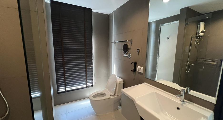 For sale 1 bed condo in Watthana, Bangkok
