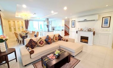 For rent 4 bedrooms condo in Watthana, Bangkok