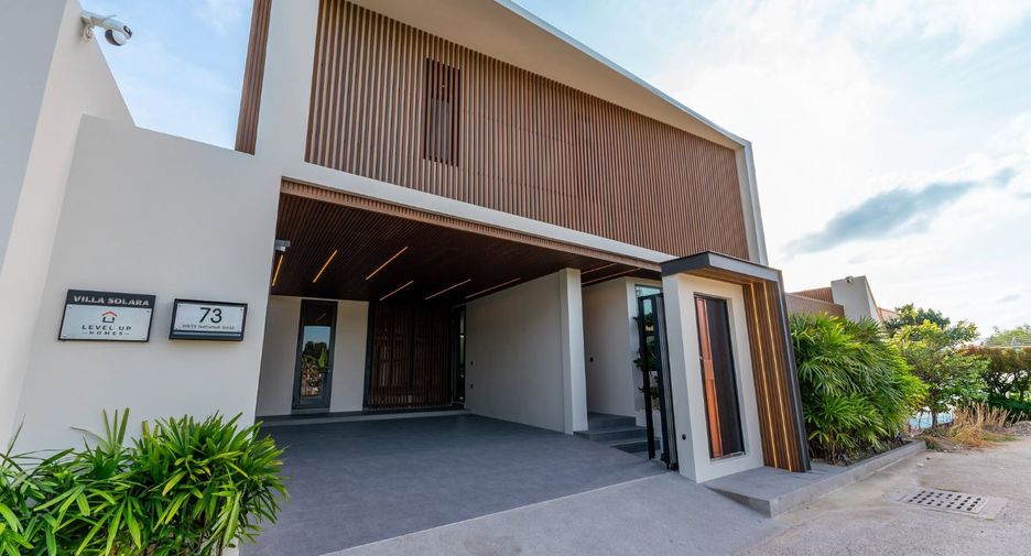 For sale 5 bedrooms house in Jomtien, Pattaya