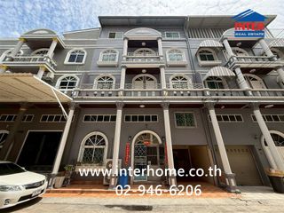 Reihenhaus zum Kauf mit 4 Zimmer in Bang Kho Laem, Bangkok