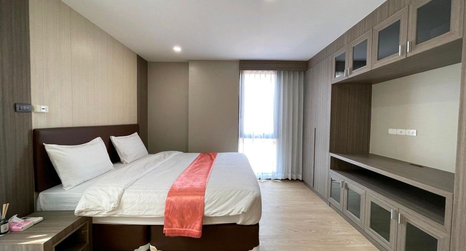 For rent and for sale 3 bedrooms condo in Watthana, Bangkok