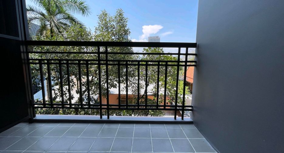 For rent and for sale 3 bedrooms condo in Watthana, Bangkok