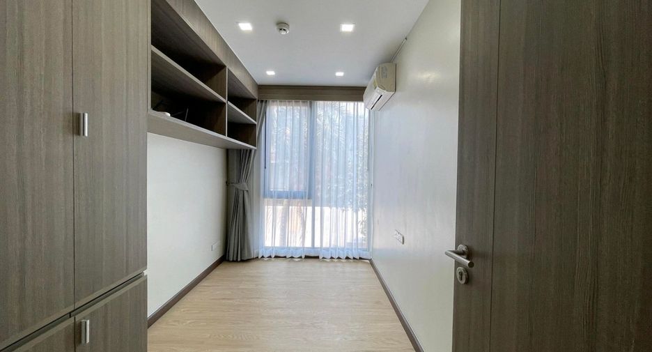 For rent and for sale 3 bedrooms condo in Watthana, Bangkok