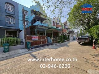 For sale 4 bedrooms townhouse in Bang Phli, Samut Prakan