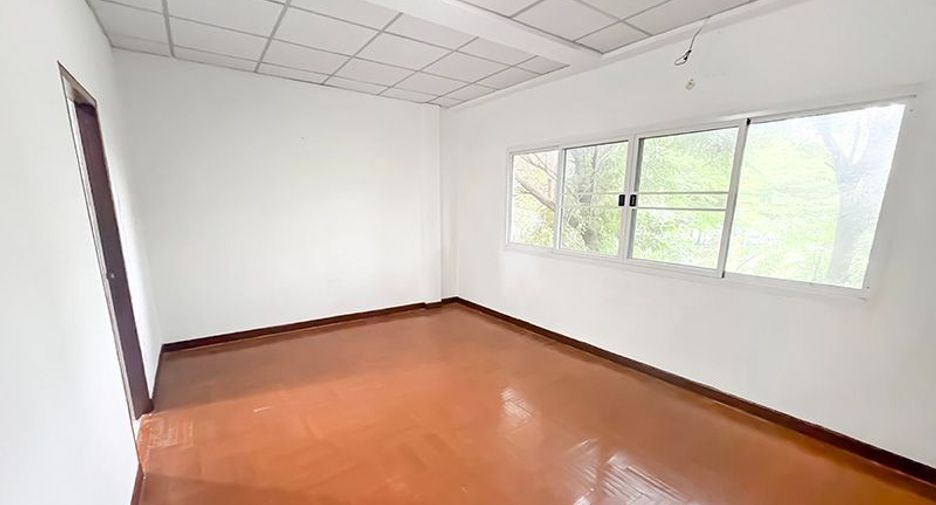 For sale 3 ベッドルーム townhouse in Mueang Nonthaburi, Nonthaburi