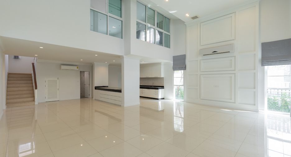 À vendre 4 chambres maison à Mueang Chiang Mai, Chiang Mai