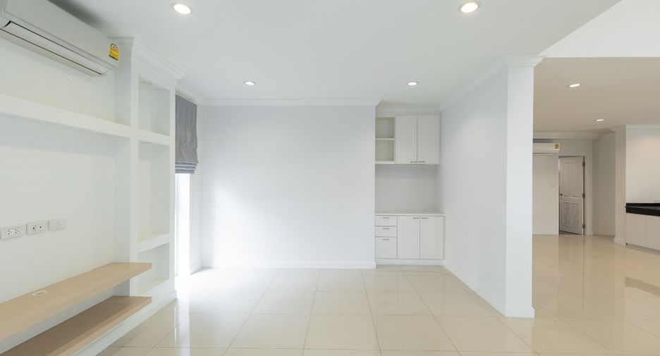 À vendre 4 chambres maison à Mueang Chiang Mai, Chiang Mai
