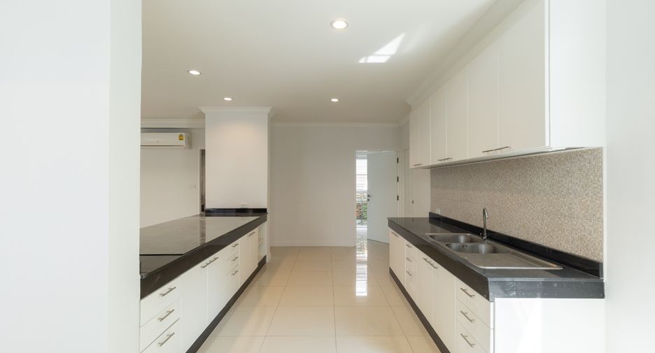 À vendre 4 chambres maison à Mueang Chiang Mai, Chiang Mai