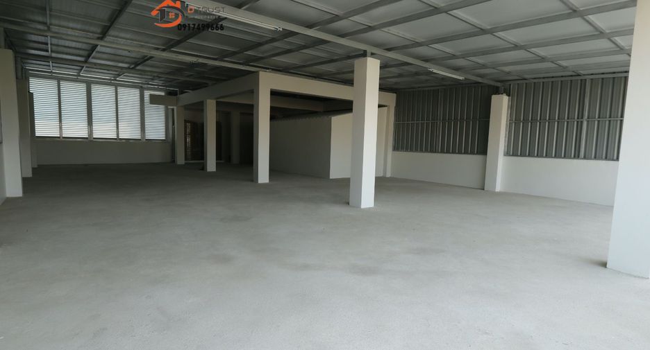 Haus zum Kauf mit 3 Zimmer in Phra Khanong, Bangkok